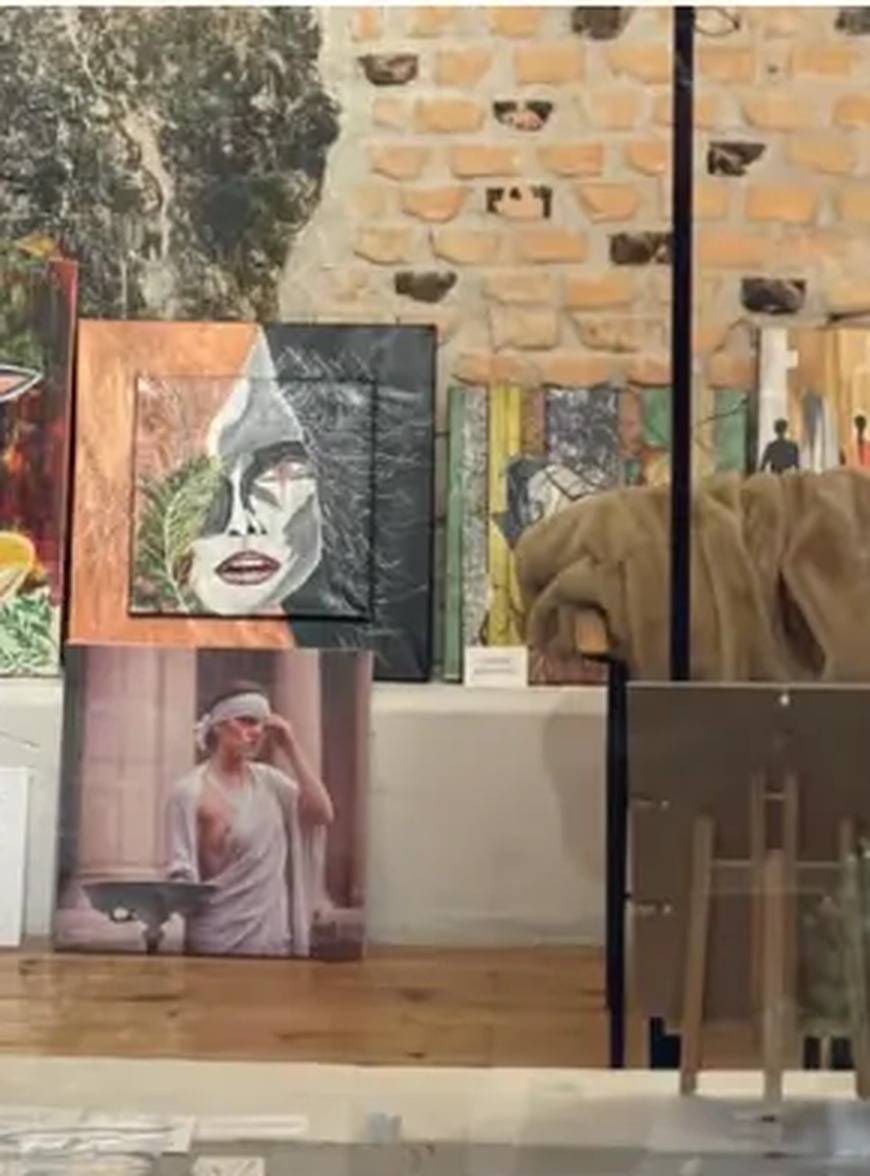 Exhibition View, Kamini II